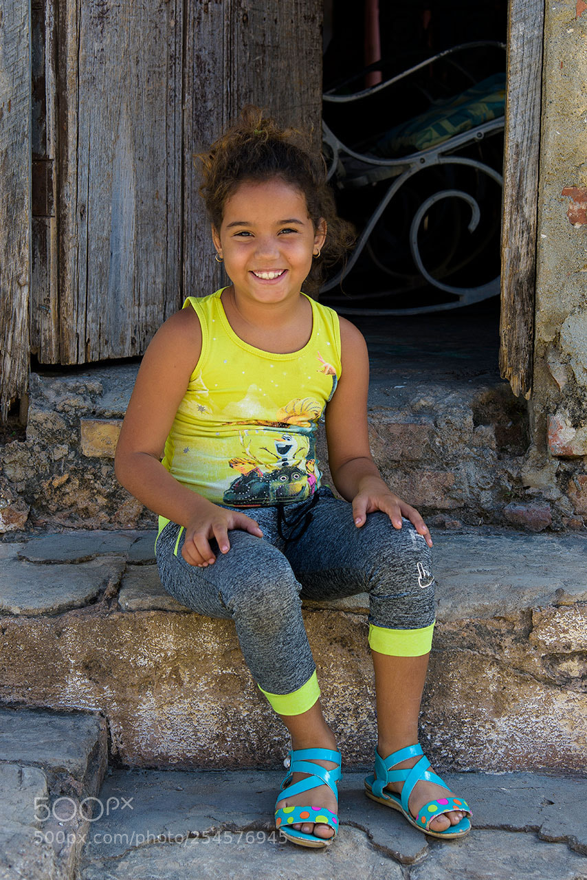 Nikon D810 sample photo. Young girl in trinidad photography