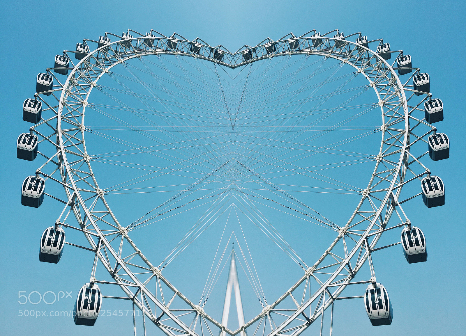 Apple iPhone 6 sample photo. Heart on the sky photography
