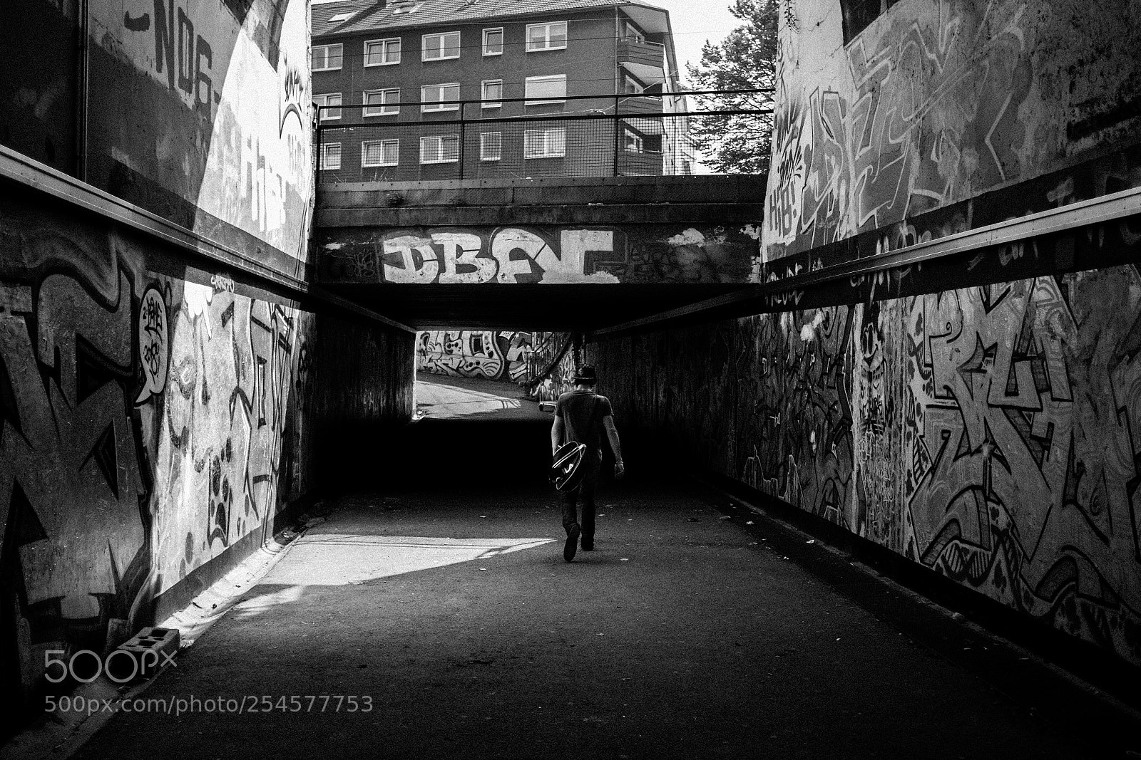 Fujifilm X100T sample photo. Passage augustastr. - bodelschwinghplatz photography