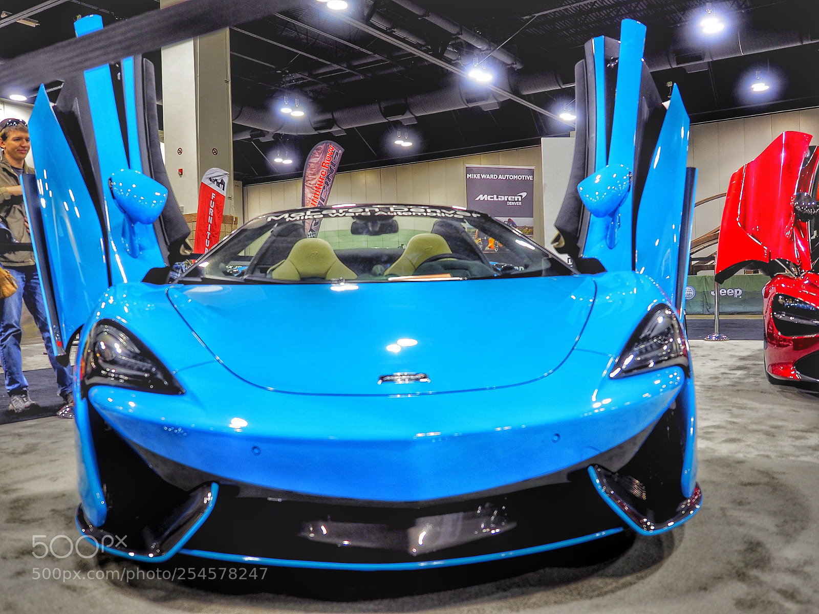 Olympus OM-D E-M10 II sample photo. Denver auto show convention photography