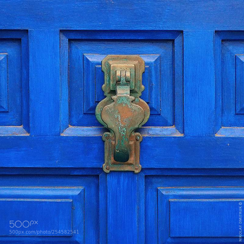 Sony a6000 sample photo. Door. cadaqués. 2018 photography