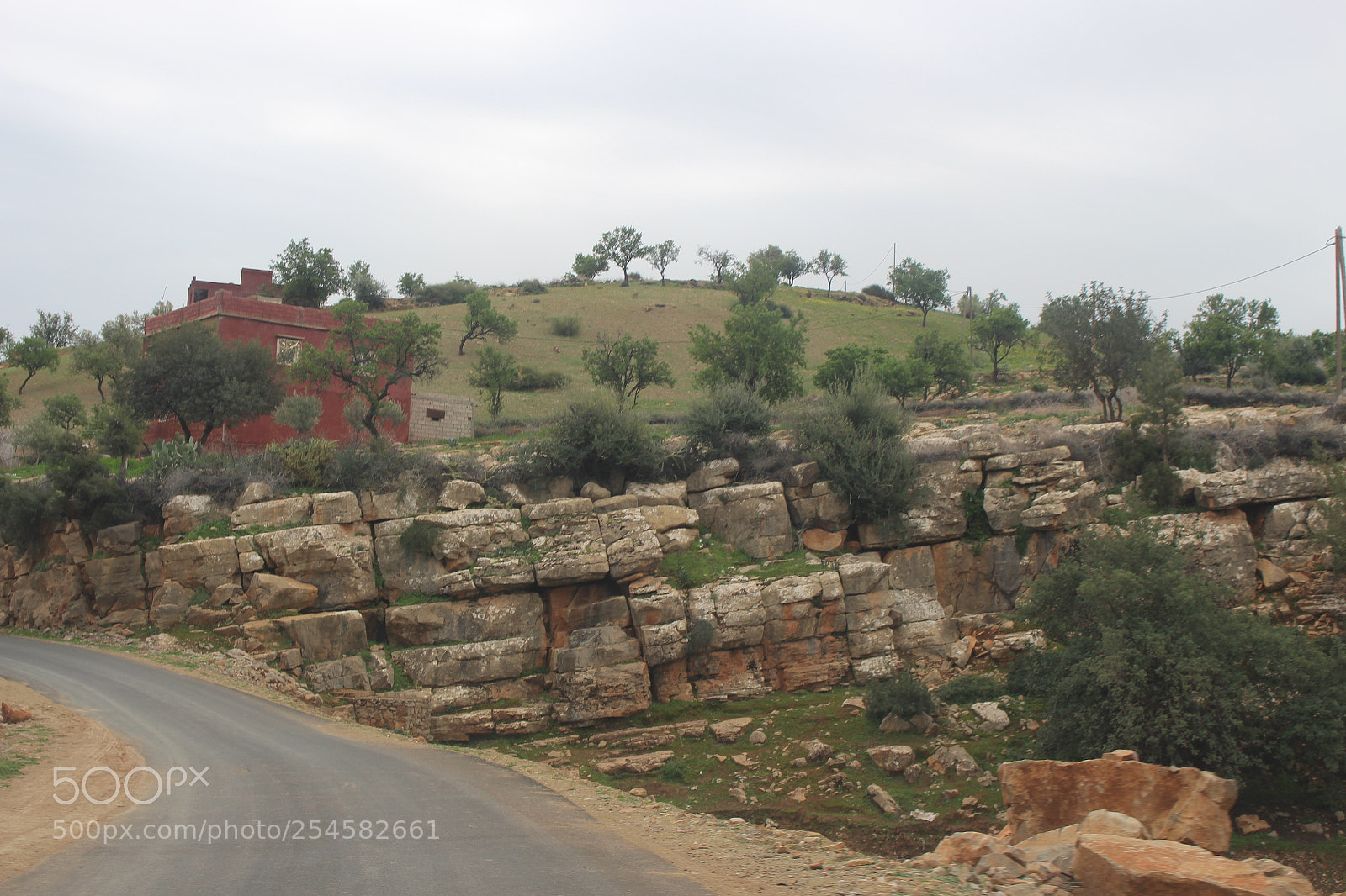 Canon EOS 700D (EOS Rebel T5i / EOS Kiss X7i) sample photo. Road house photography