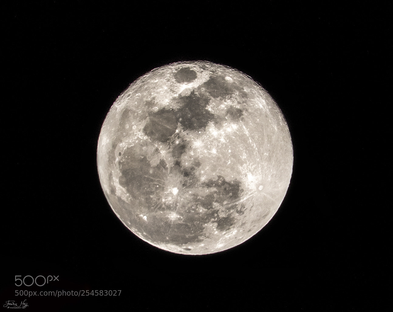 Canon EOS 750D (EOS Rebel T6i / EOS Kiss X8i) sample photo. Super moon over lebanon photography