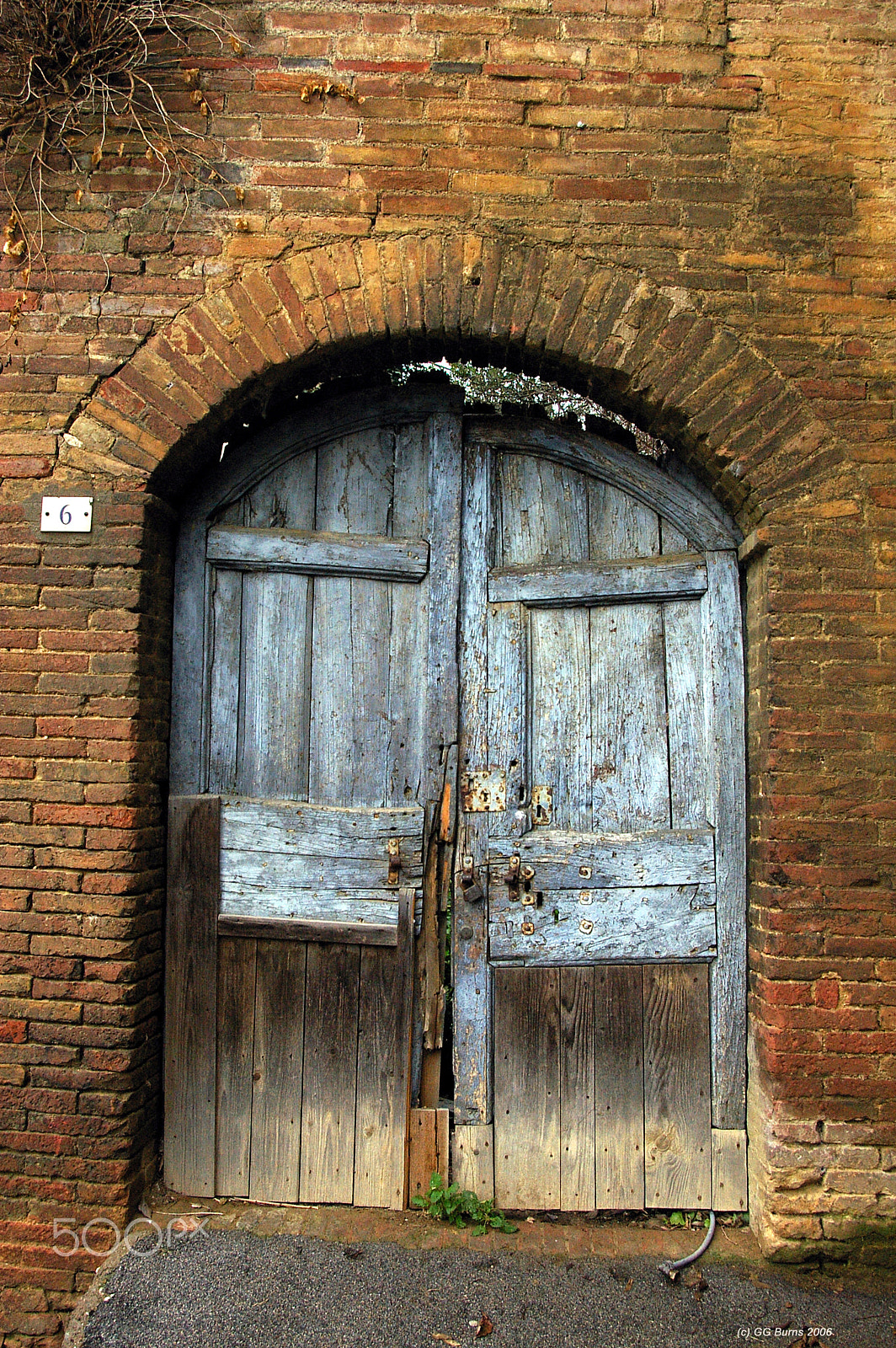 Pentax *ist DS sample photo. San francesca door photography