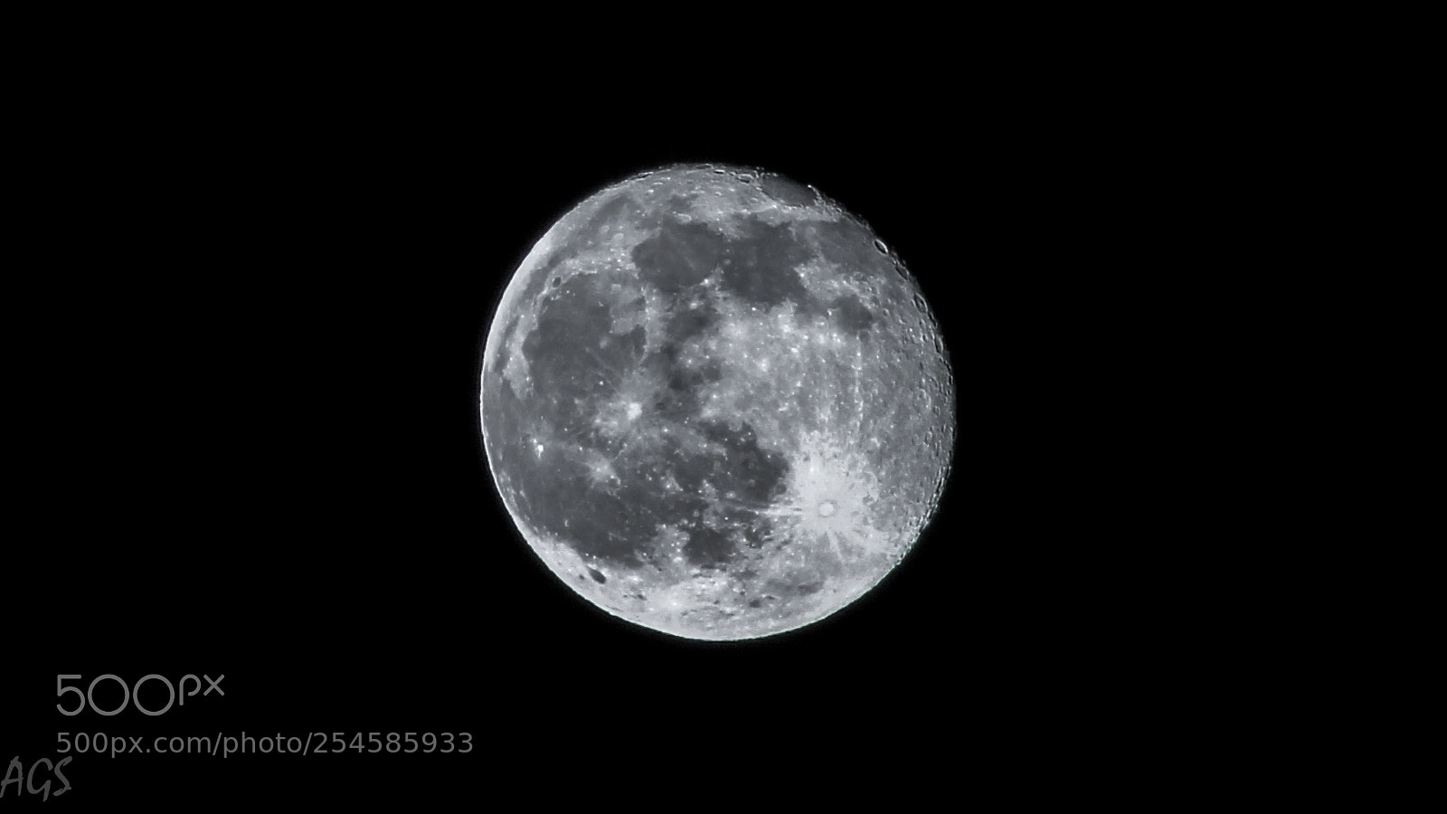 Canon EOS 1200D (EOS Rebel T5 / EOS Kiss X70 / EOS Hi) sample photo. The moon photography