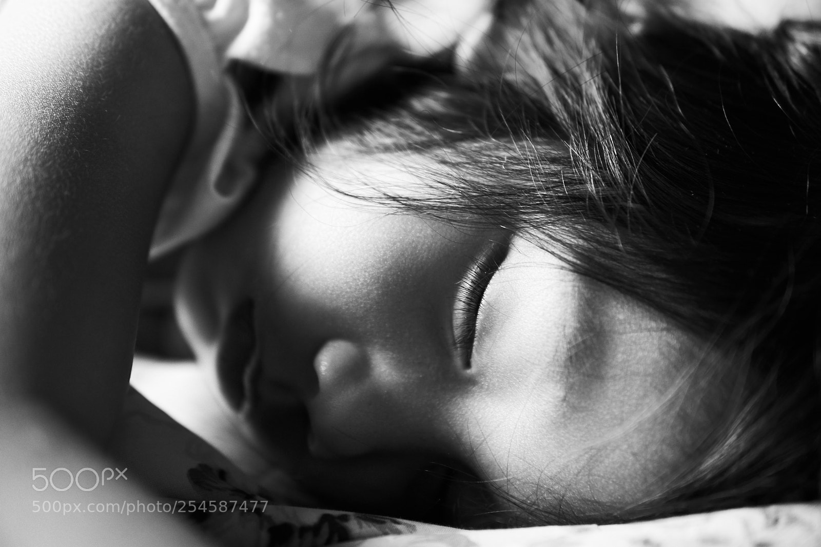 Sony a6500 sample photo. Little princess dreaming photography