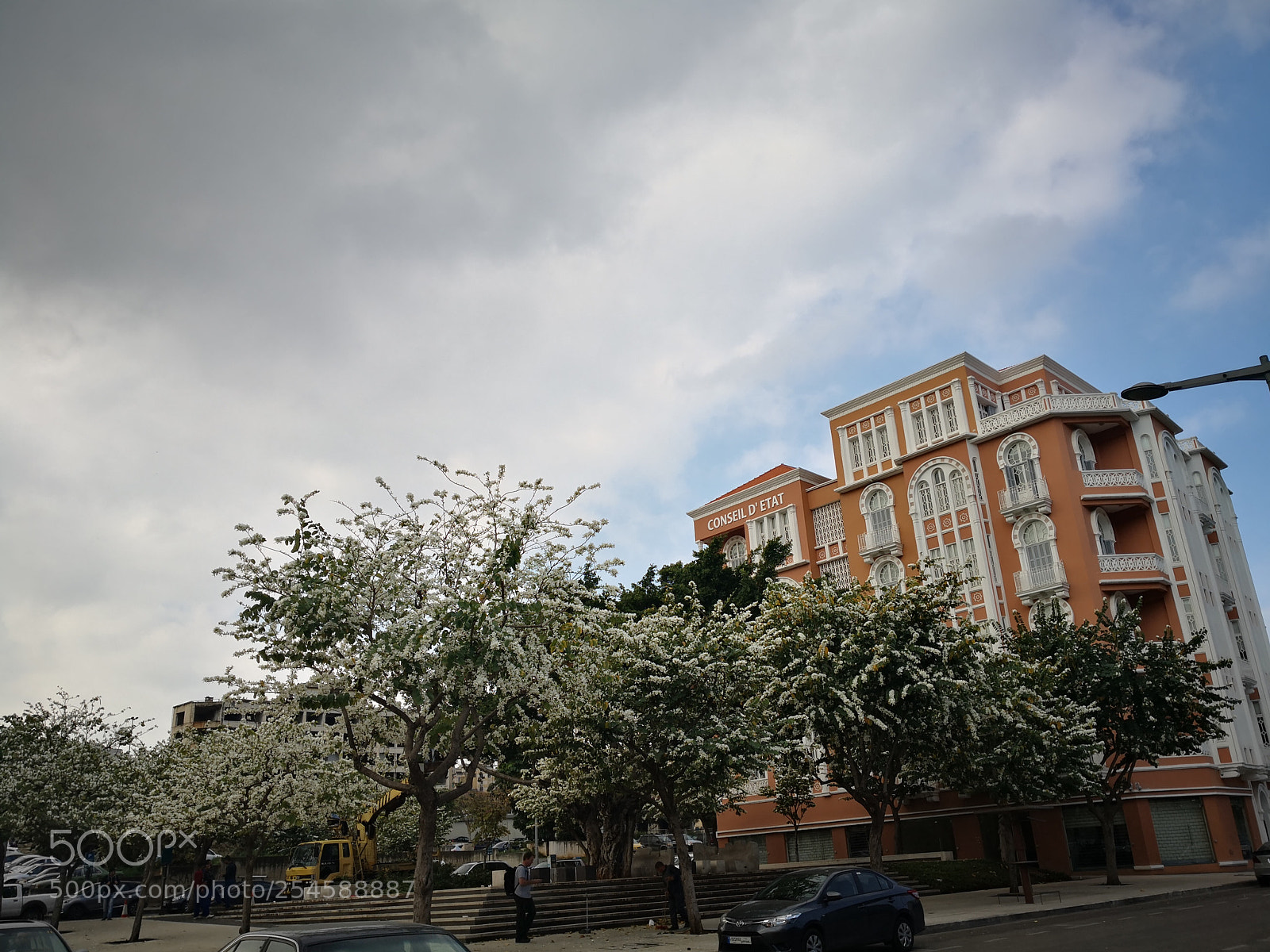 HUAWEI Mate 10 sample photo. Beirut central district photography