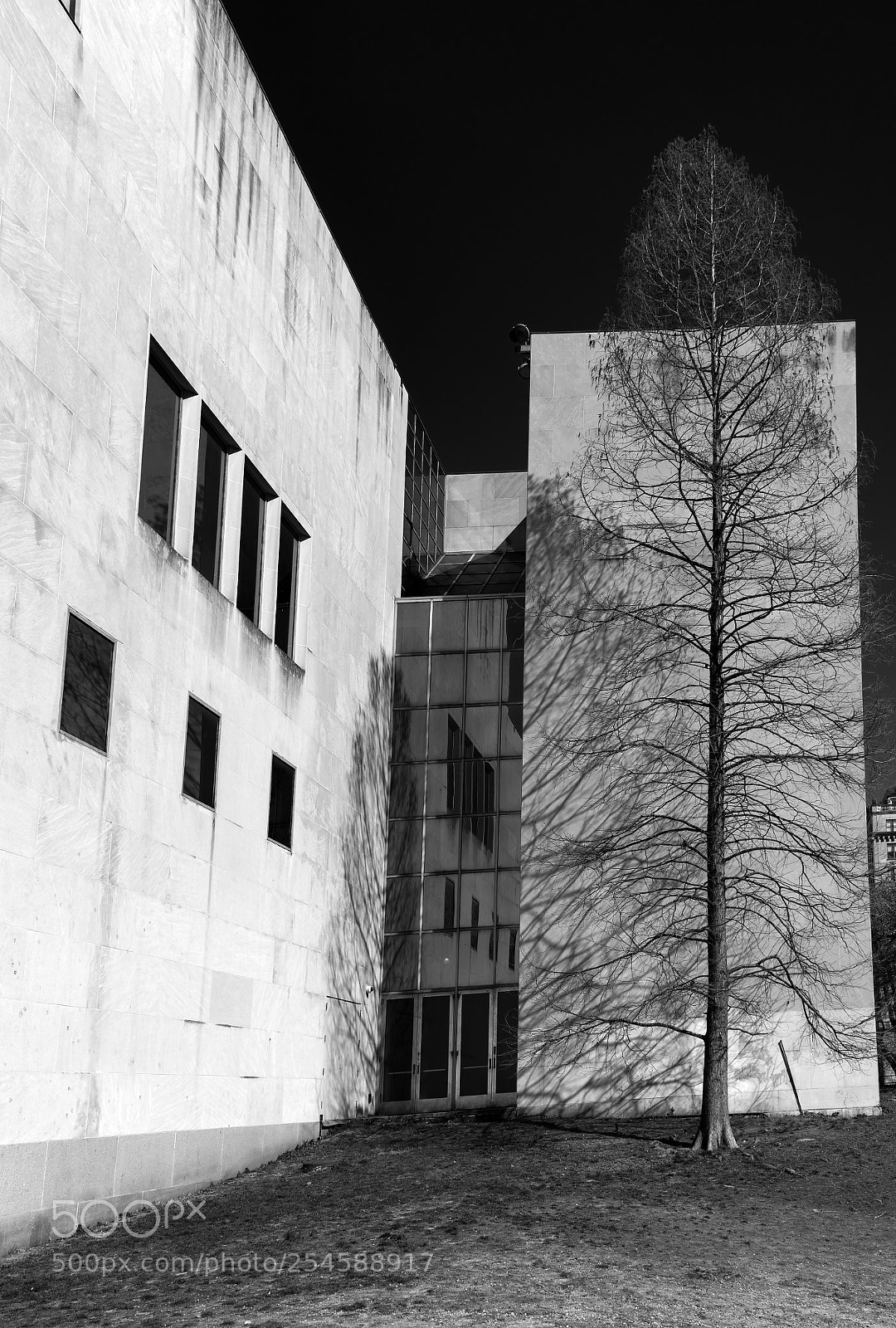 Sony a7R II sample photo. Museum exterior photography