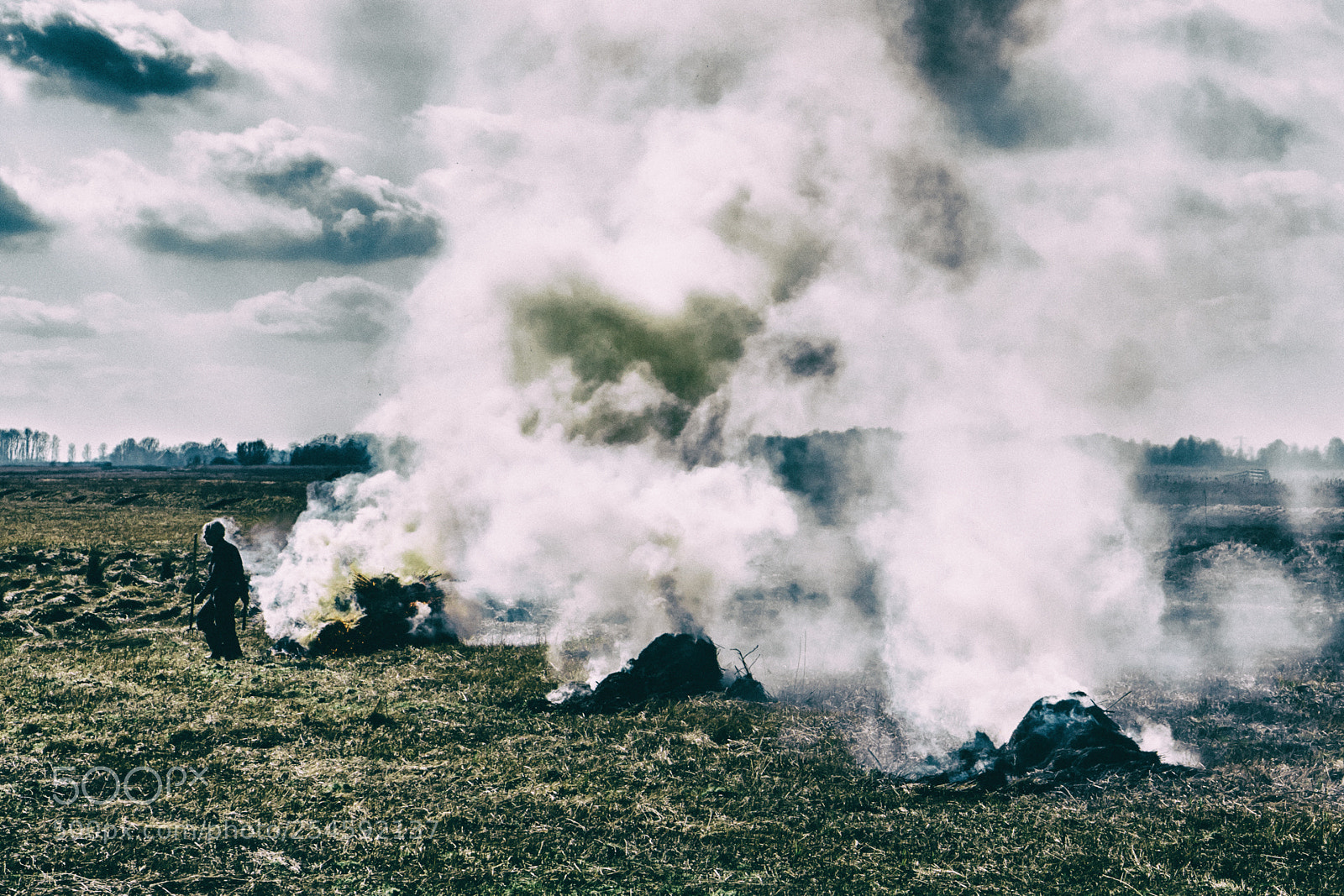 Sony a7 sample photo. Men in smoke photography