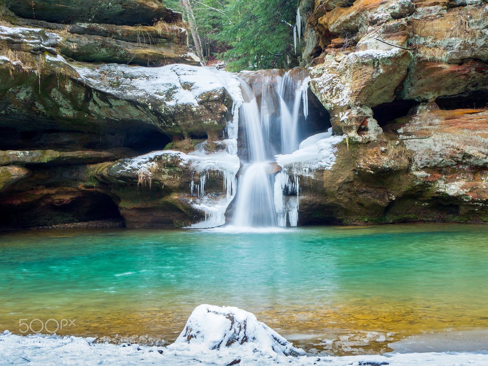 Olympus OM-D E-M10 sample photo. Thawing falls photography