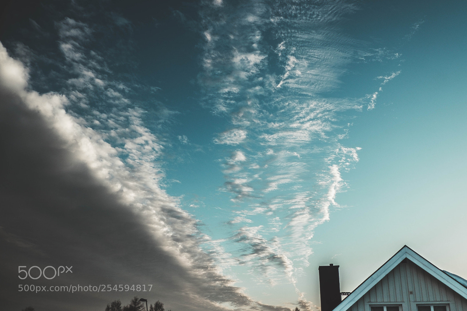 Fujifilm X-T20 sample photo. Dramatic sky photography