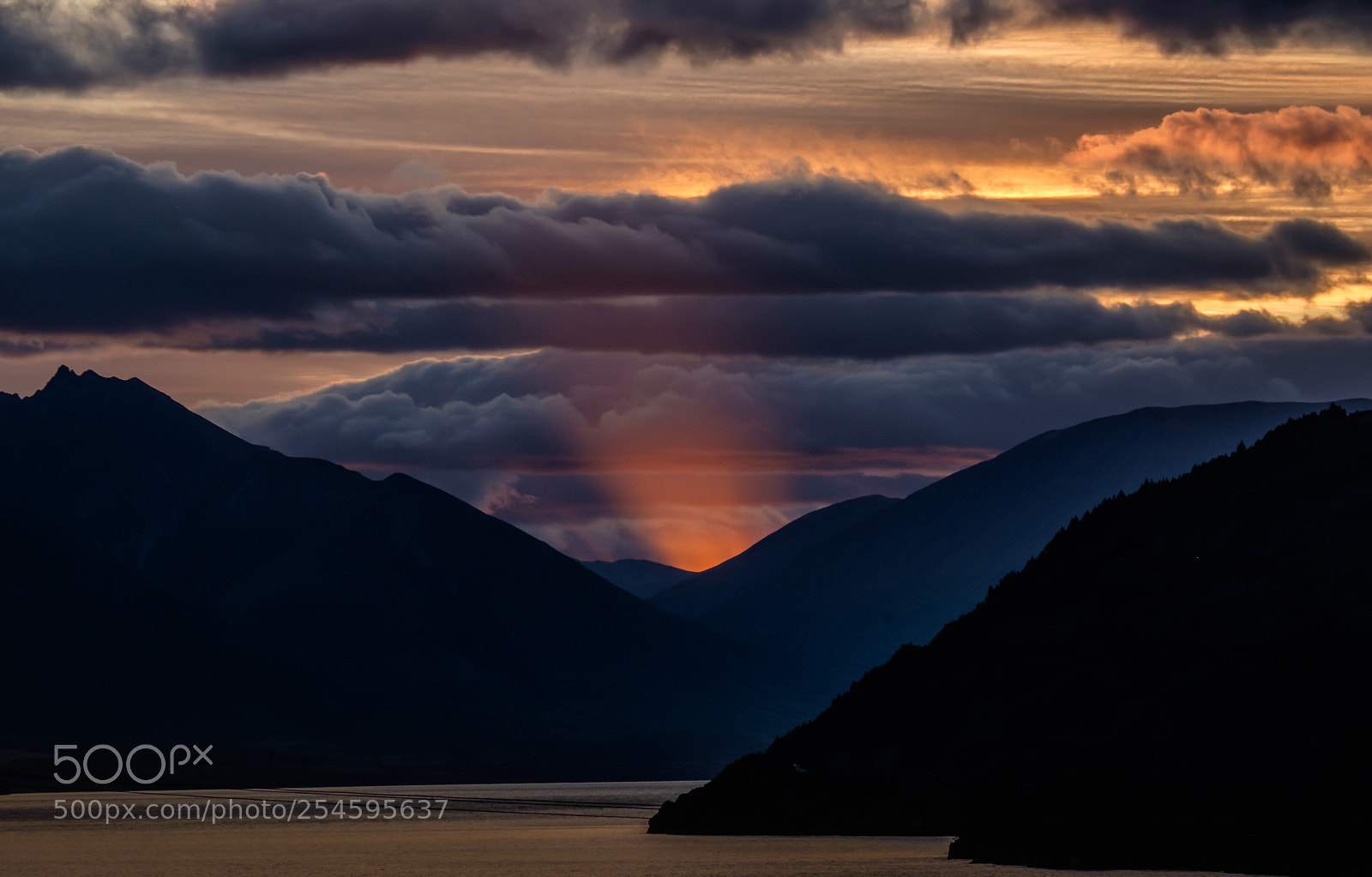 Fujifilm X-T1 sample photo. Sunset in queenstown photography
