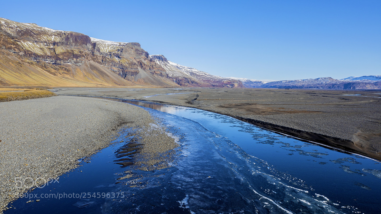 Canon EOS 5D Mark IV sample photo. Cold river photography