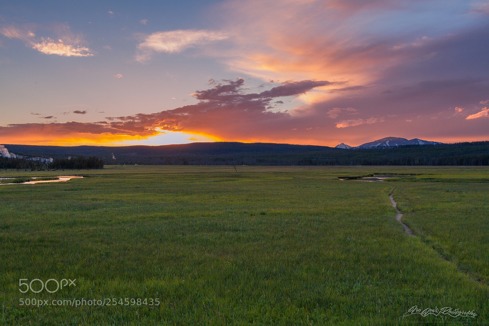 Canon EOS 7D sample photo. Yellowstone sunset photography