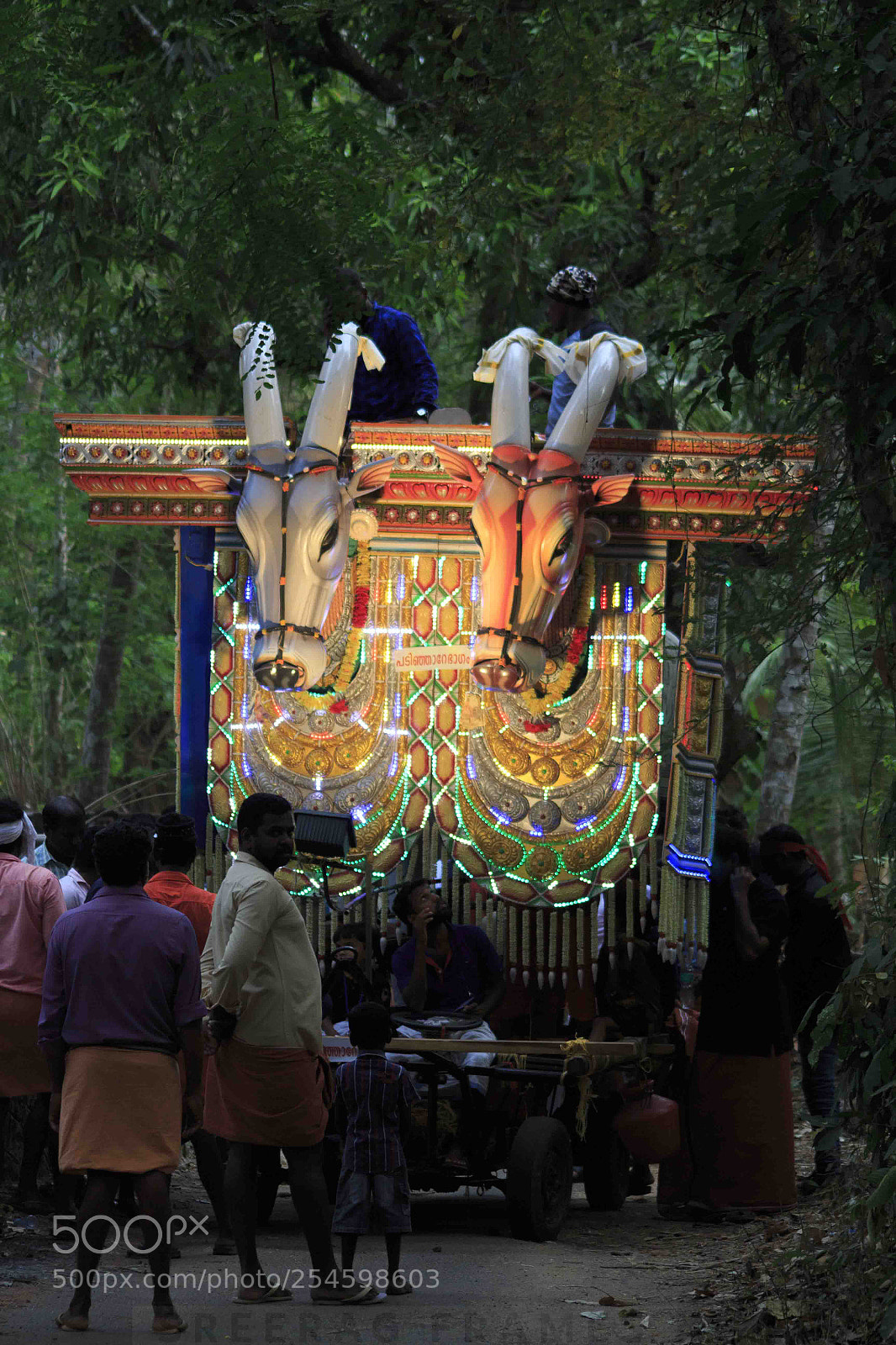 Canon EOS 700D (EOS Rebel T5i / EOS Kiss X7i) sample photo. Temple festival photography