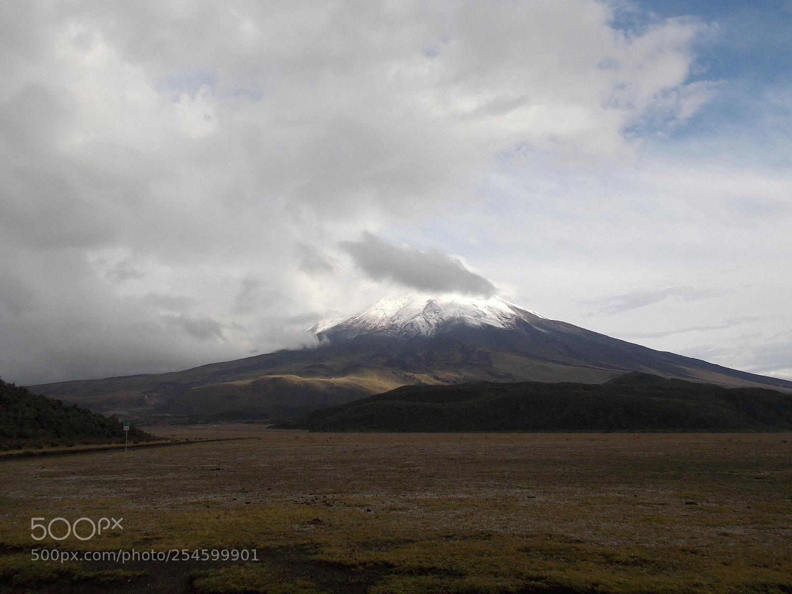 Nikon Coolpix L810 sample photo. Cotopaxi, ecuador photography
