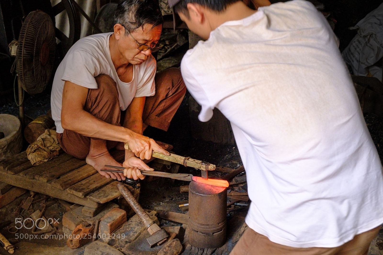 Fujifilm X-T2 sample photo. Blacksmiths photography