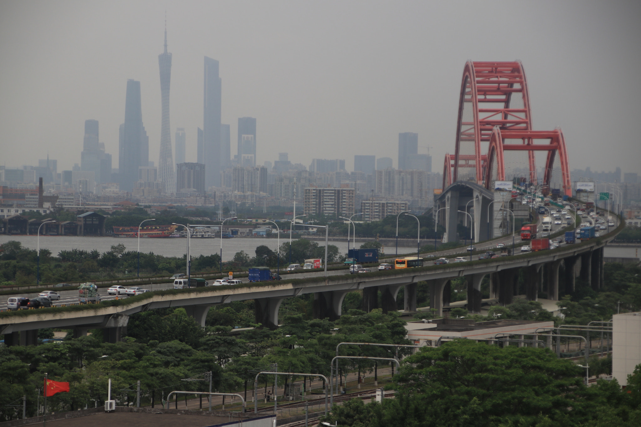 Canon EOS 80D + Canon TS-E 90mm F2.8 Tilt-Shift sample photo. Bridge photography