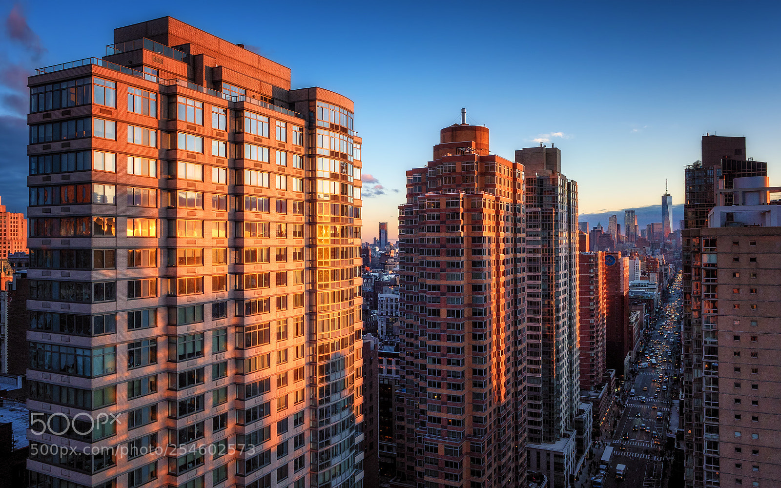 Olympus OM-D E-M1 Mark II sample photo. 6th avenue sunset photography