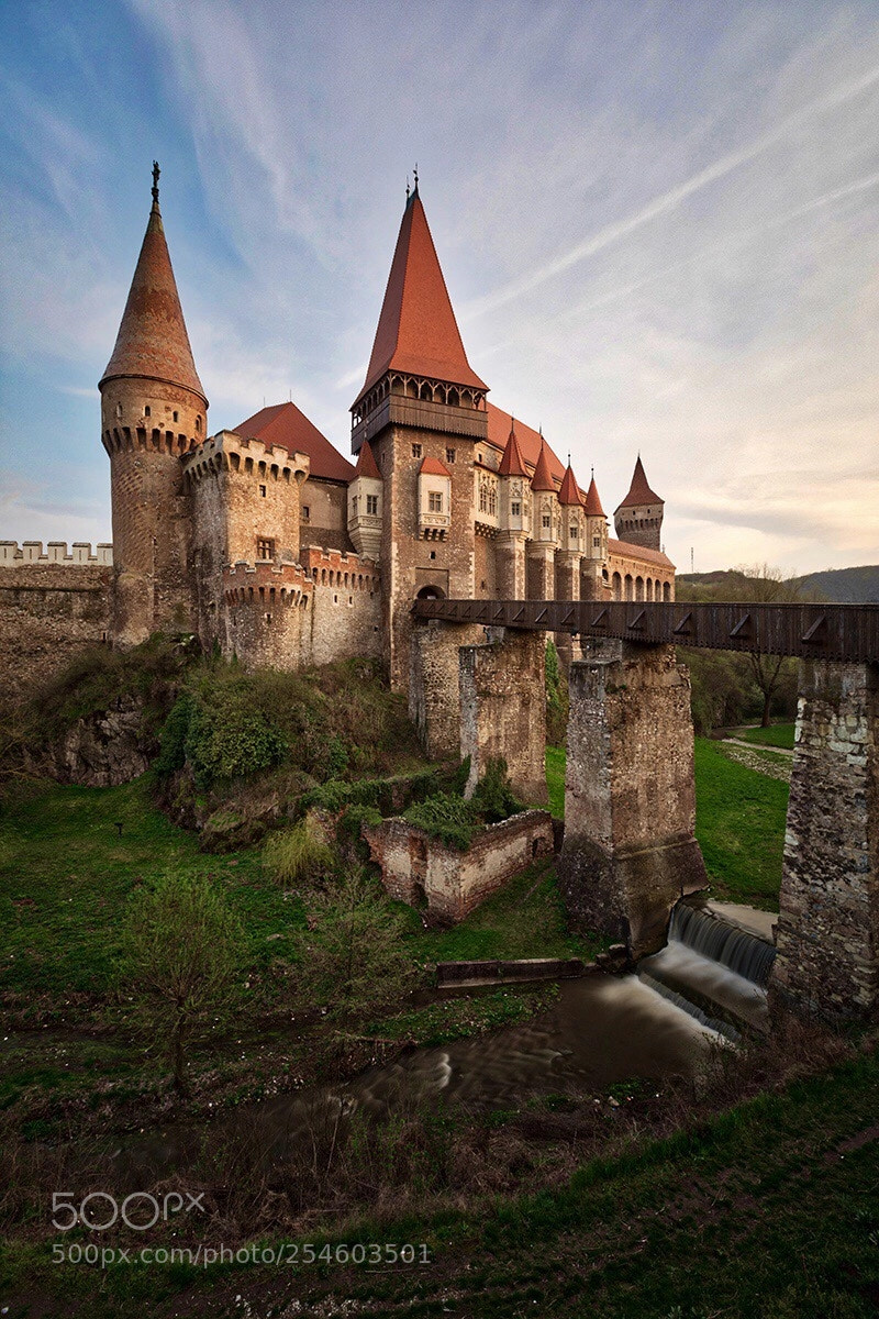 Canon EOS 5D Mark IV sample photo. Corvin castle 14th.century photography
