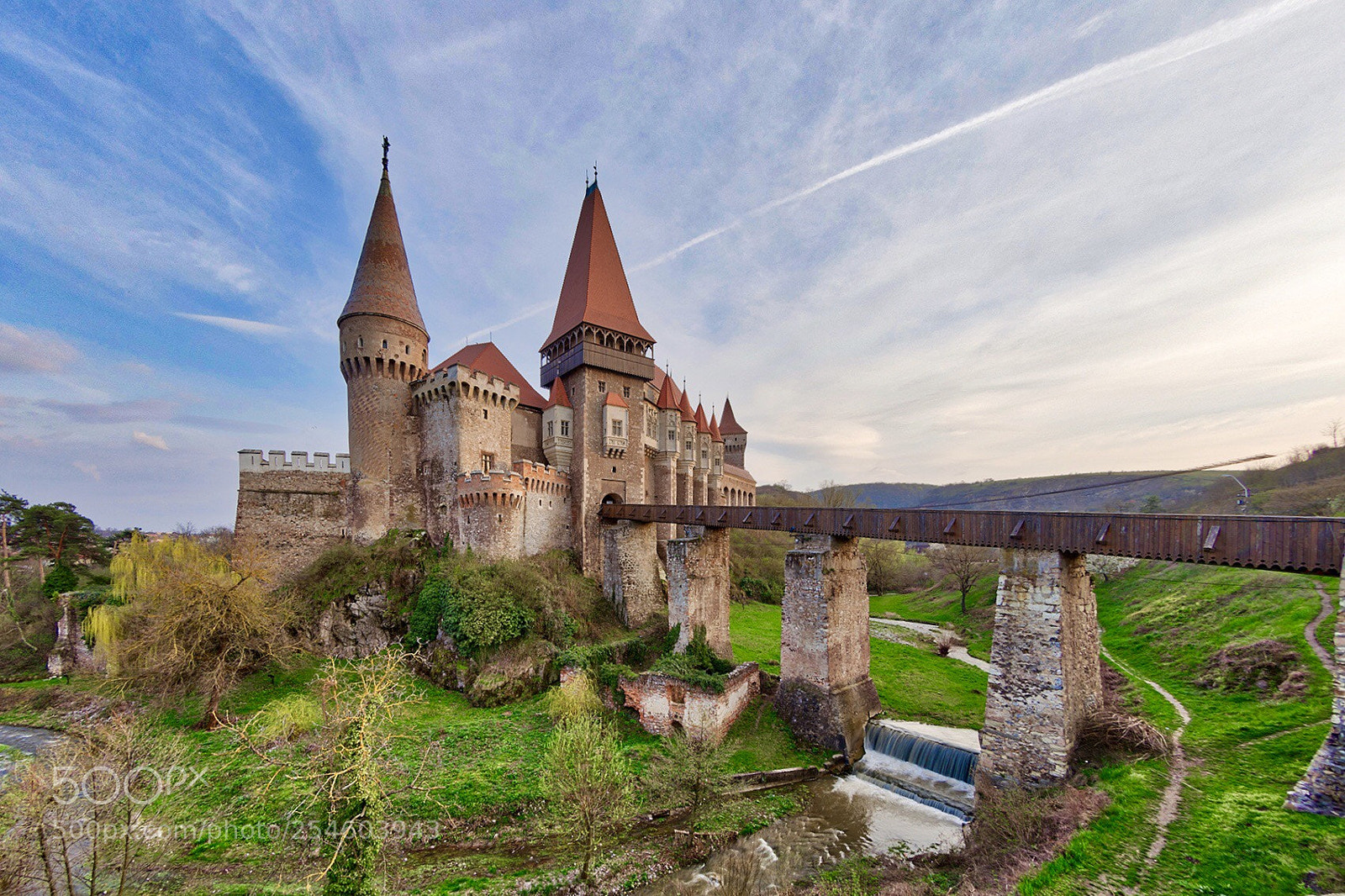 Canon EOS 5D Mark IV sample photo. Corvin castle was built photography