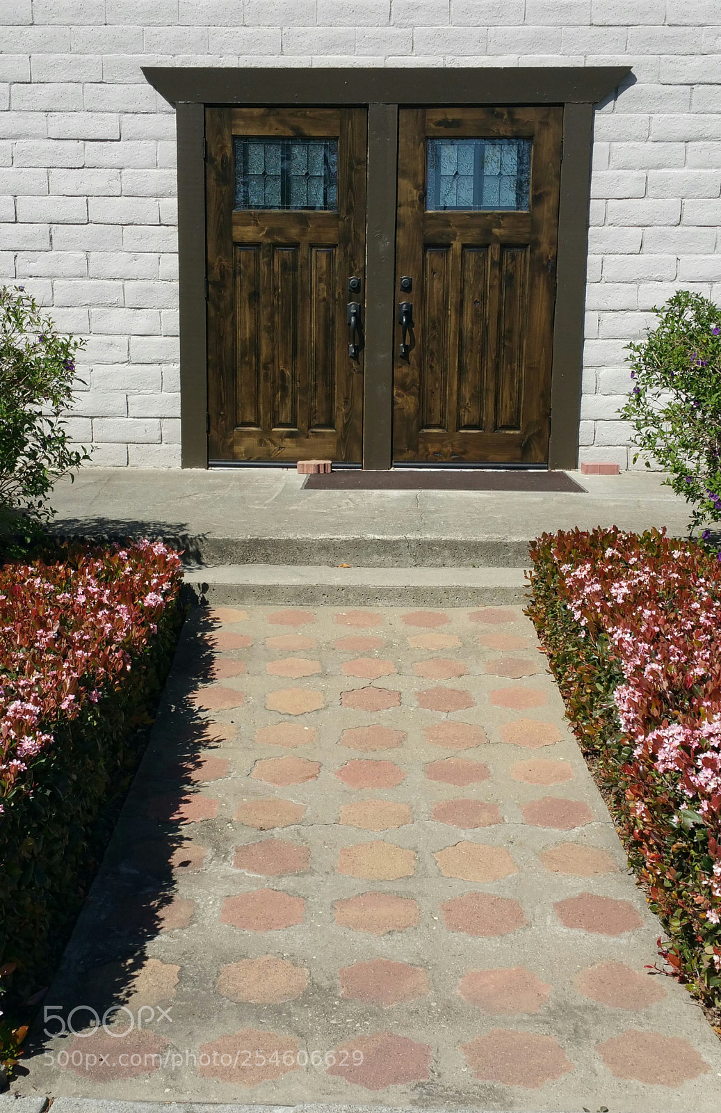Samsung Galaxy Note4 sample photo. Church doorway photography
