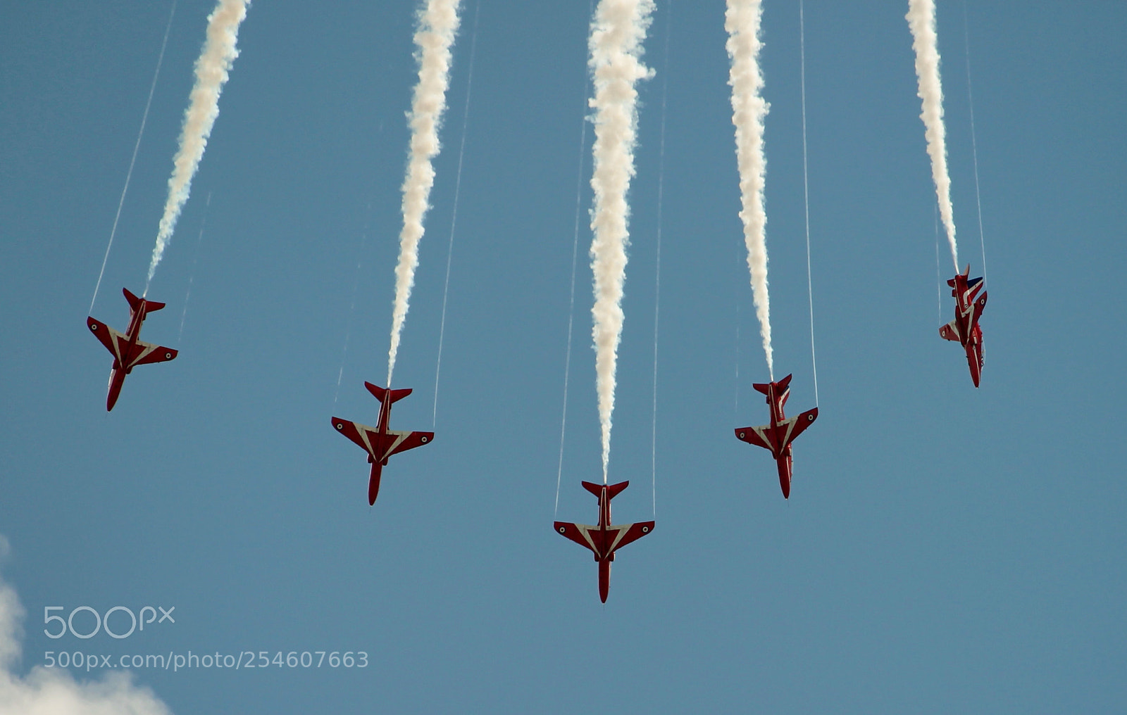 Canon EOS 1100D (EOS Rebel T3 / EOS Kiss X50) sample photo. Red arrows over waddo photography