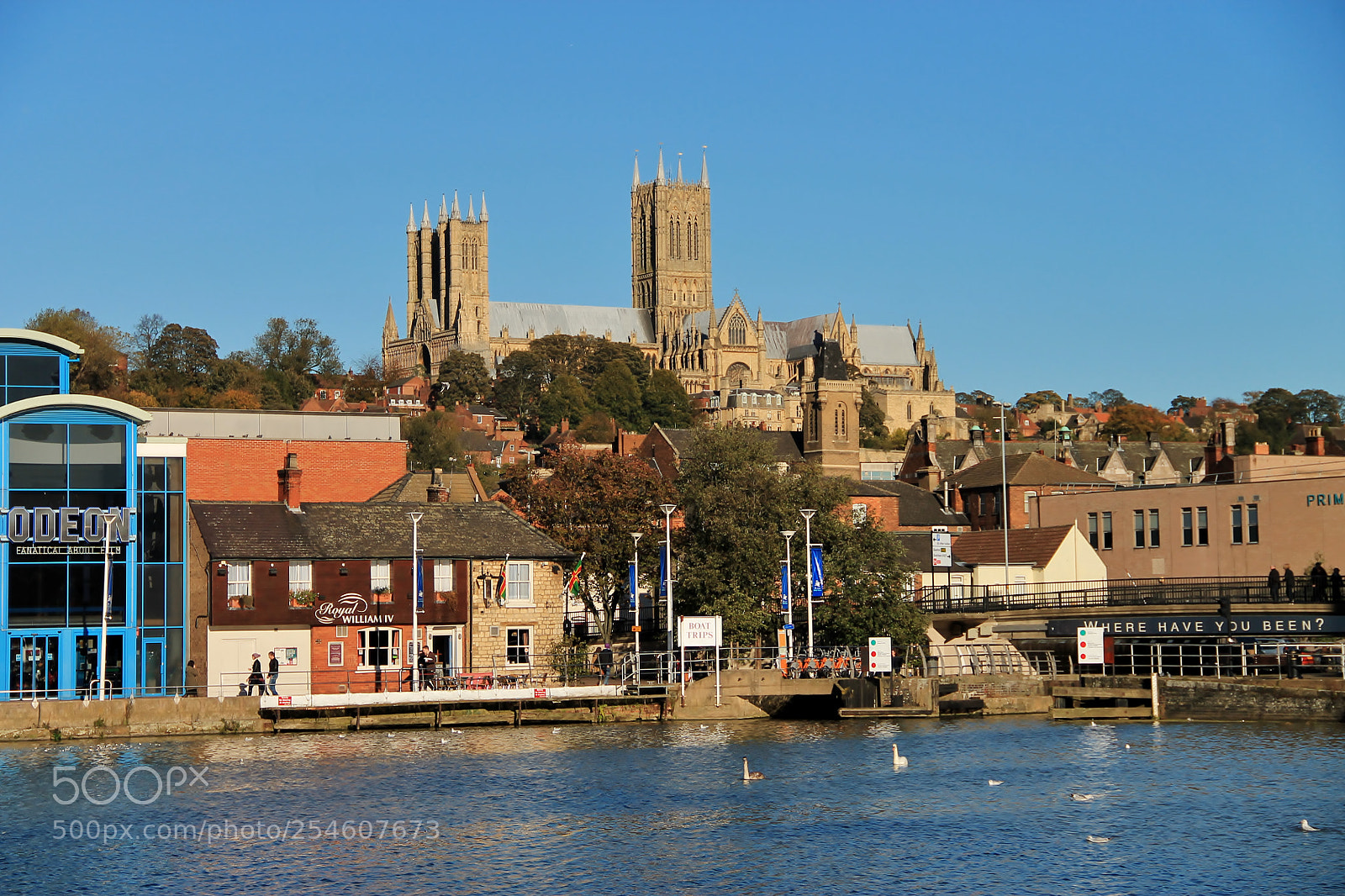 Canon EOS 1100D (EOS Rebel T3 / EOS Kiss X50) sample photo. Lincoln cathedral from brayford photography