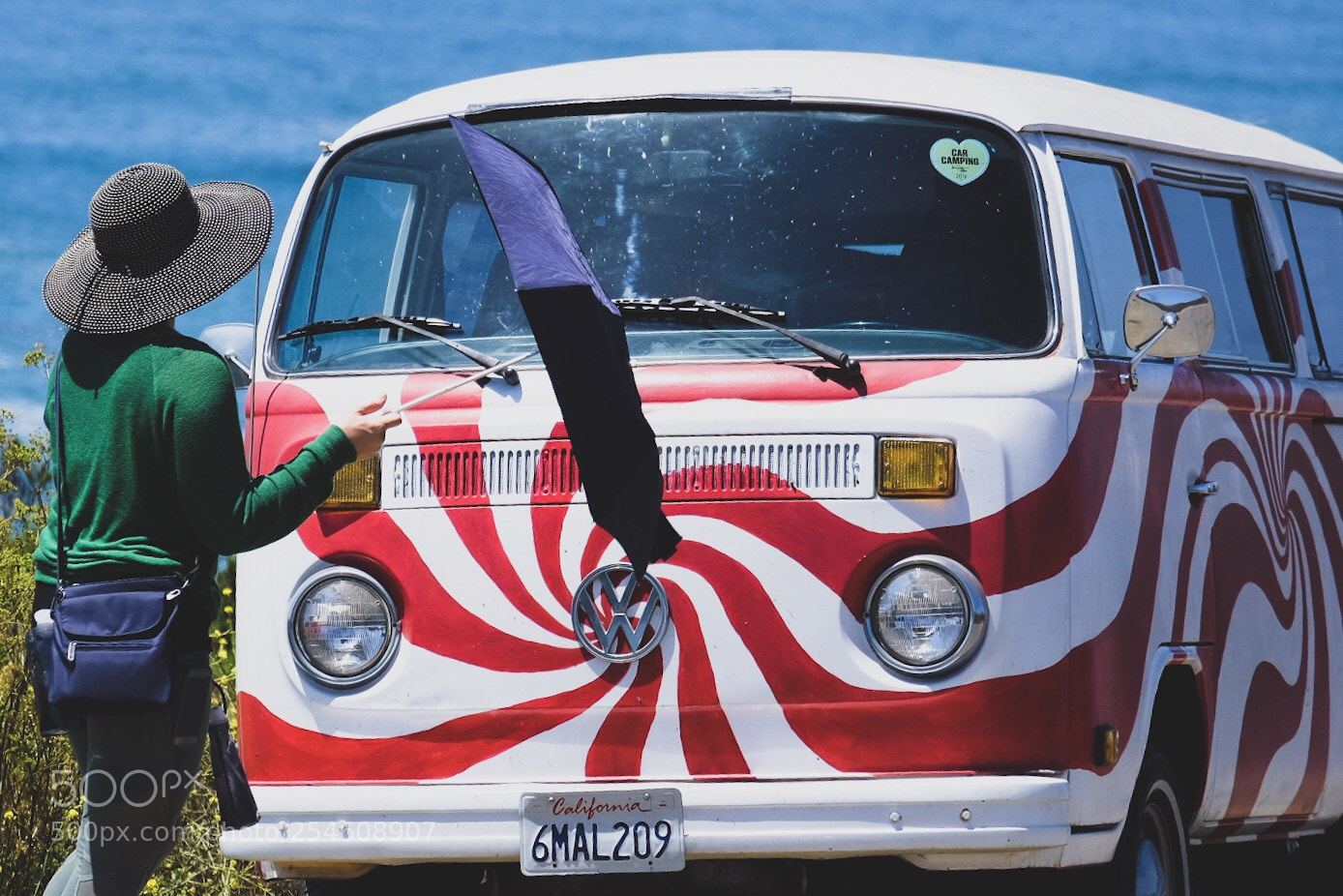 Fujifilm X-T1 sample photo. Psychedelic van photography