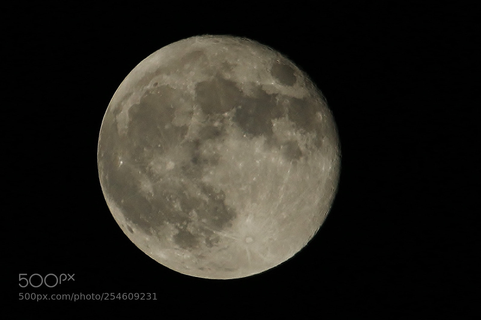 Canon EOS 70D sample photo. The moon photography