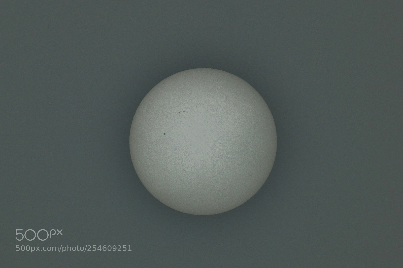 Canon EOS 70D sample photo. Nice sunspots on a photography
