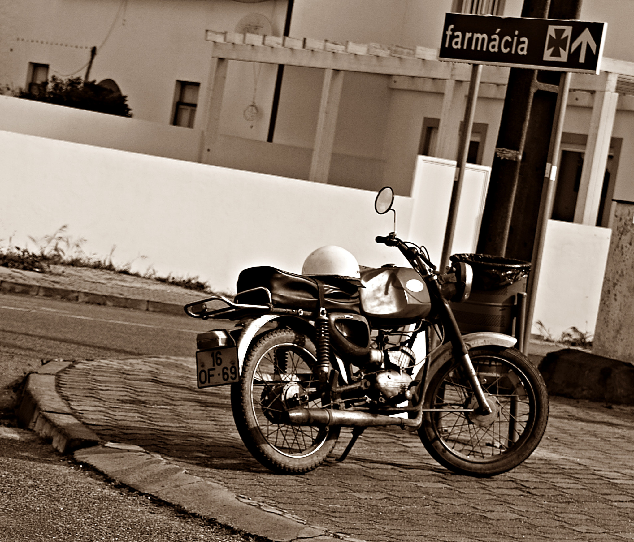 Canon EOS 70D sample photo. Img photography