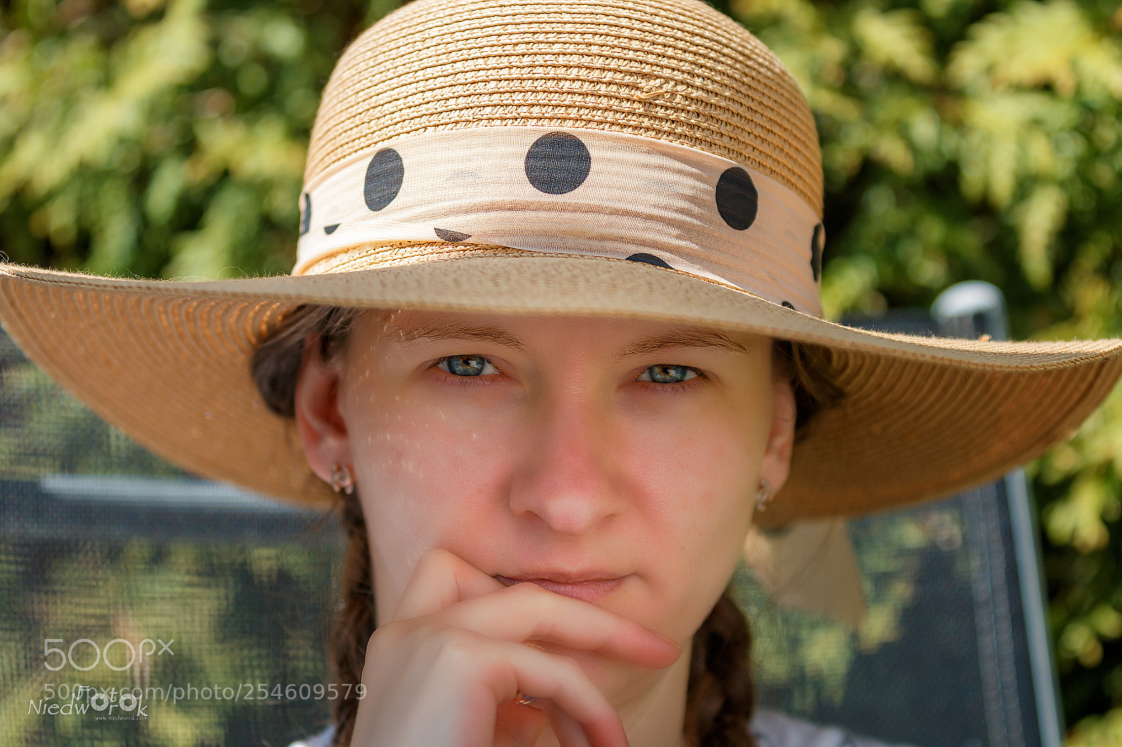 Canon EOS 70D sample photo. Erste sonne mit hut photography