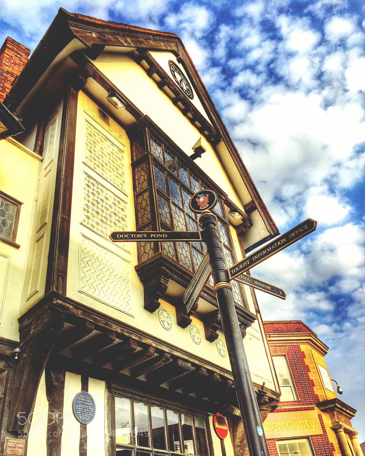 Apple iPhone 6 Plus sample photo. The old town hall photography