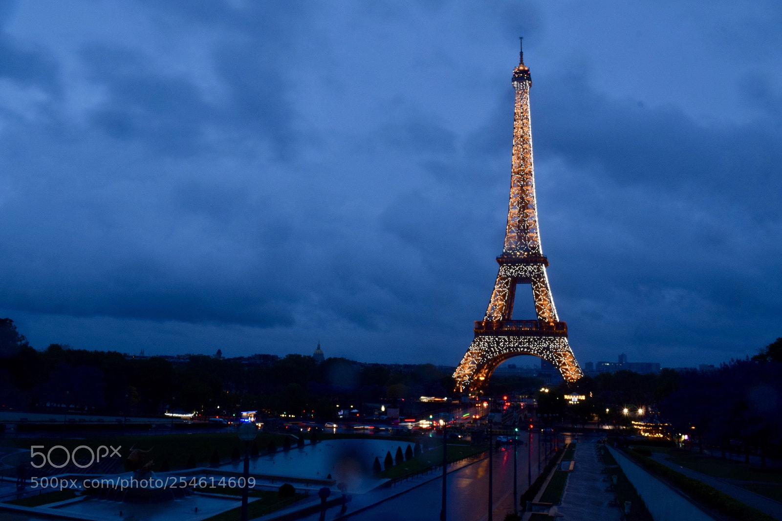 Nikon D5300 sample photo. Paris lights photography