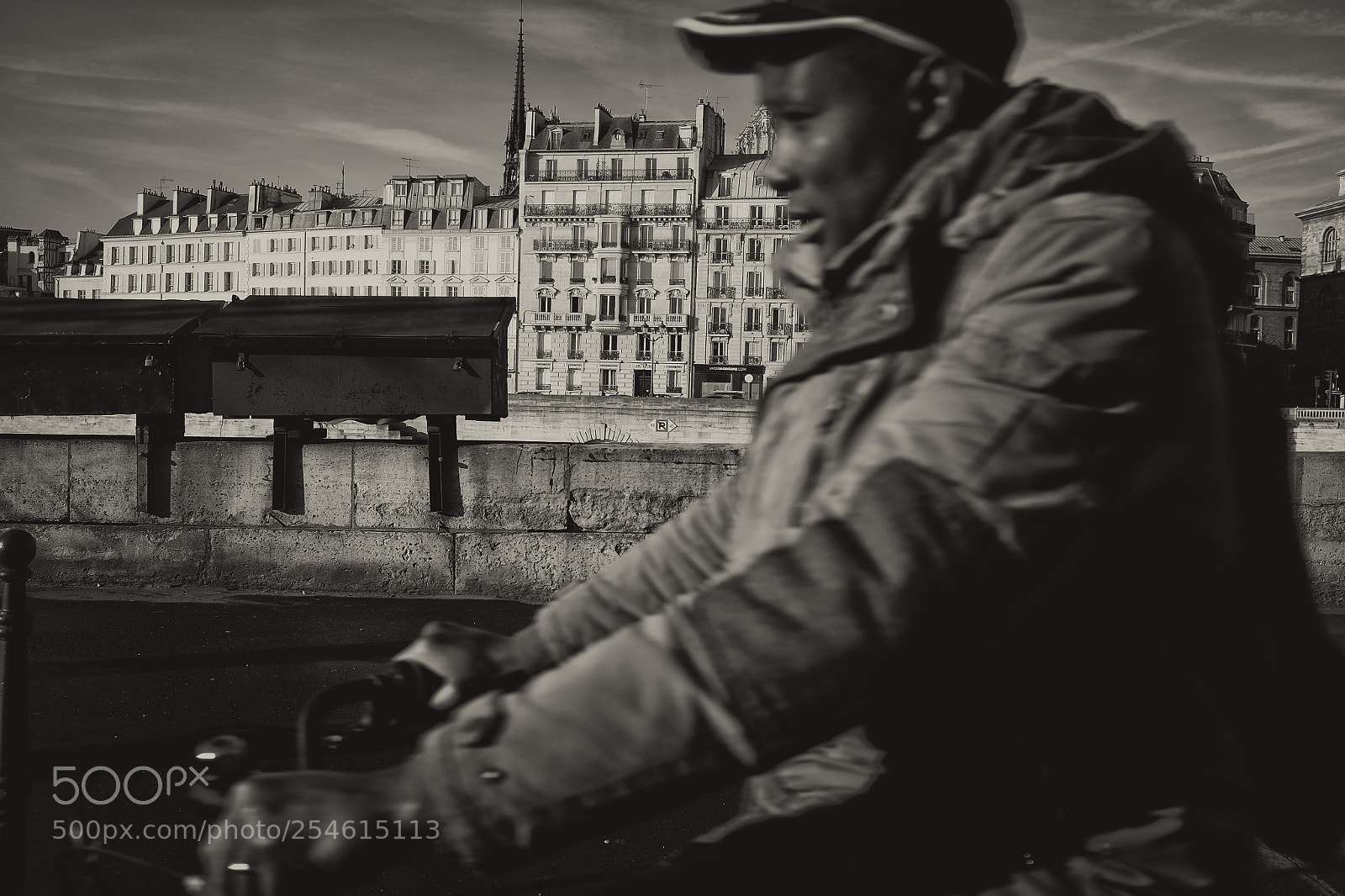 Fujifilm X100T sample photo. Spring paris series photography