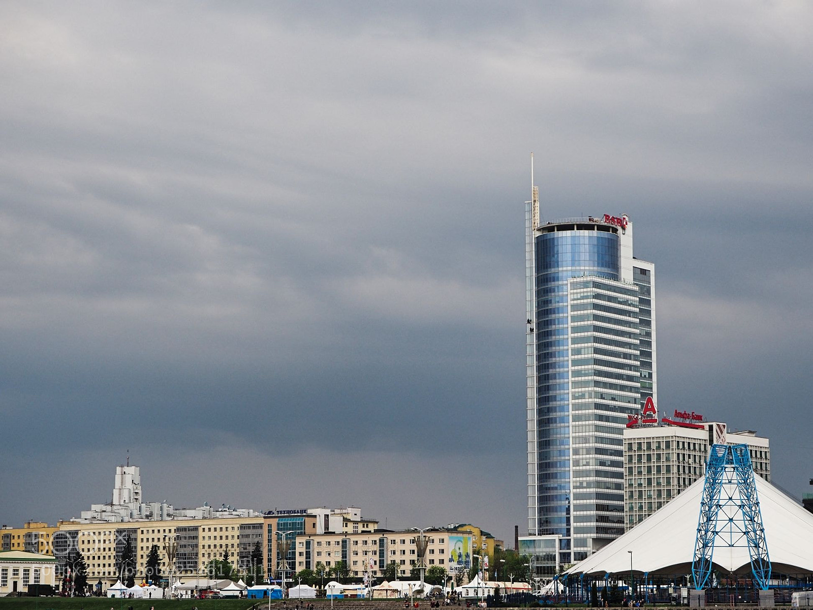 Olympus OM-D E-M10 II sample photo. Minsk cityscape photography