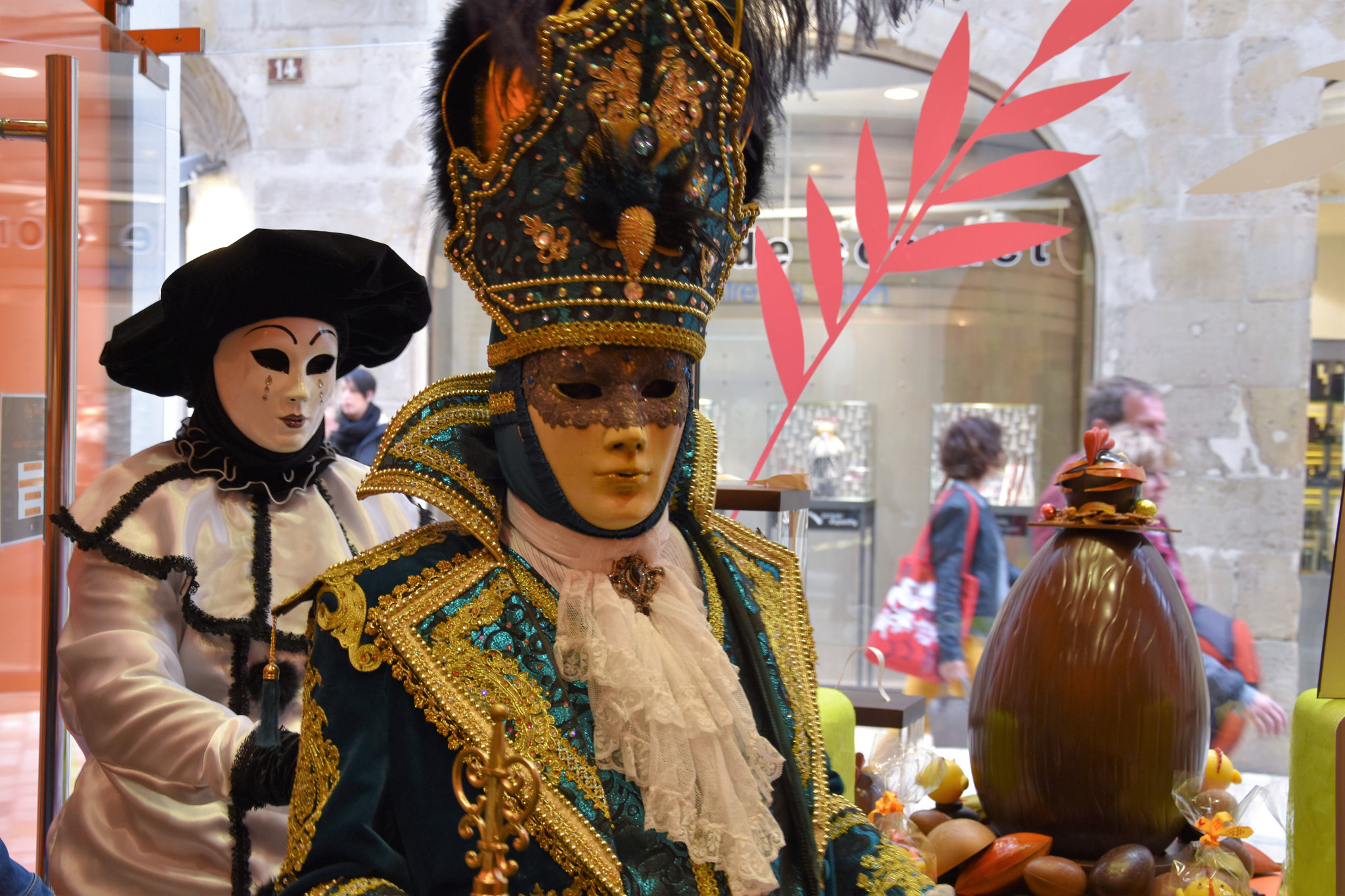 Nikon D5600 sample photo. Costumes walking photography