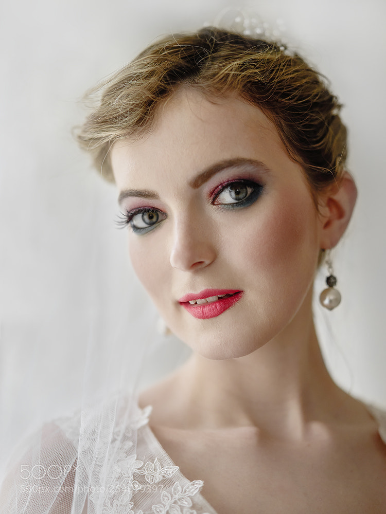 Sony a7 II sample photo. Portrait of young woman photography