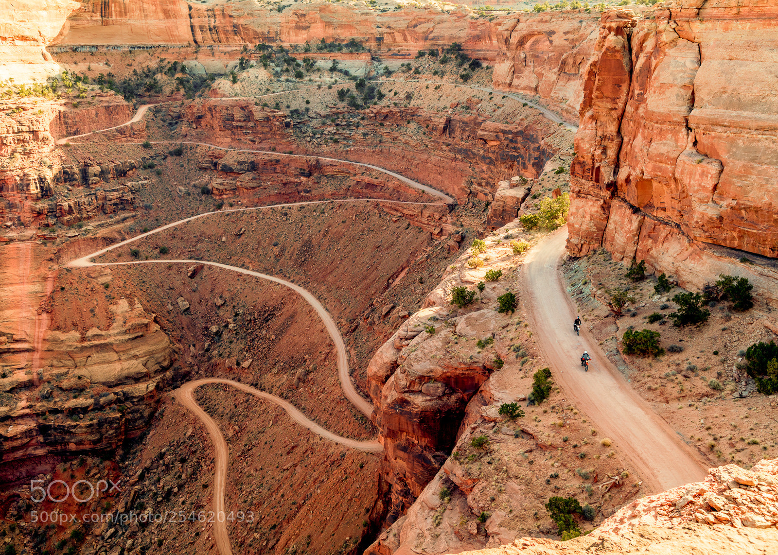 Canon EOS 5DS R sample photo. Shafer canyon overlook photography