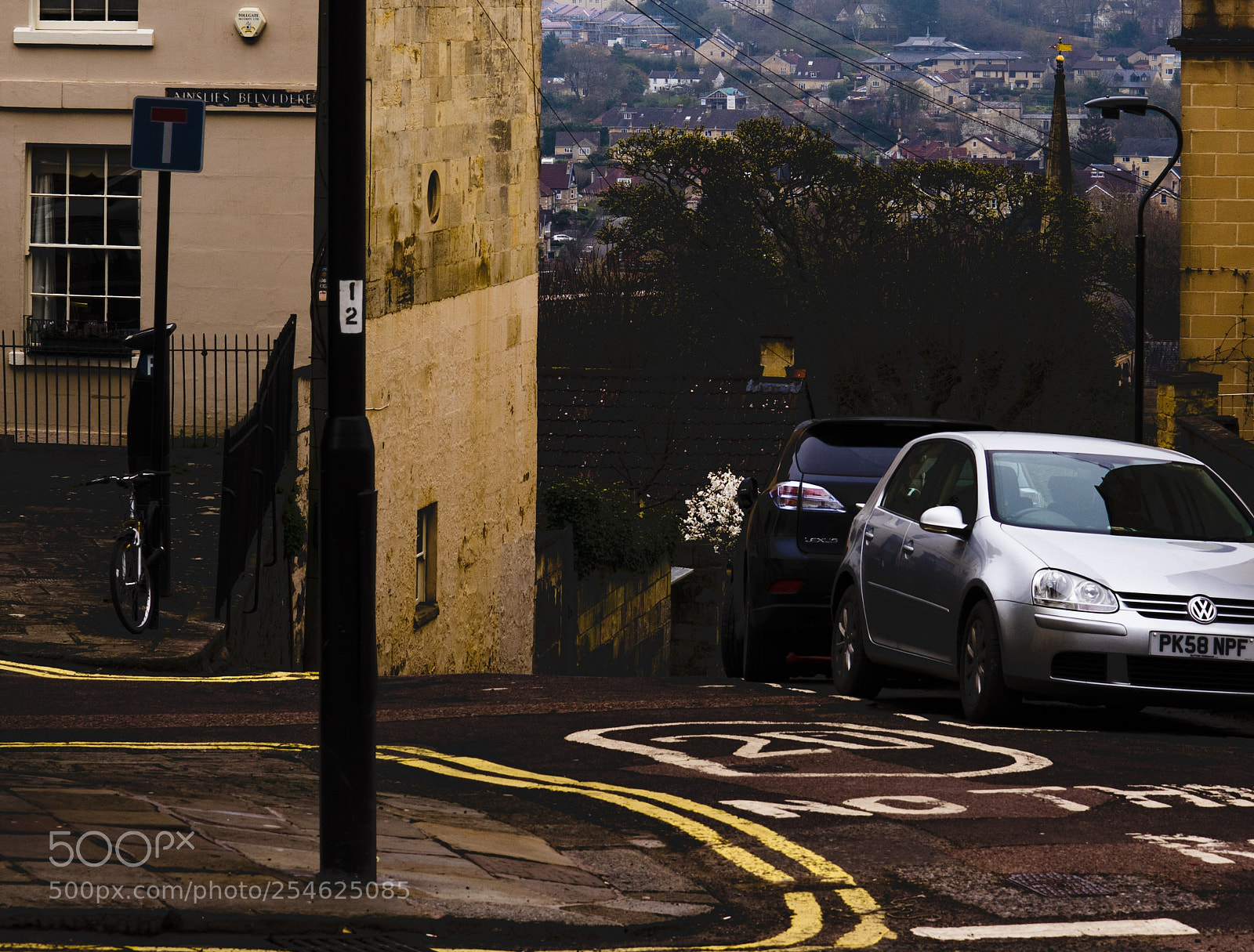 Sony a7 sample photo. A corner going down photography