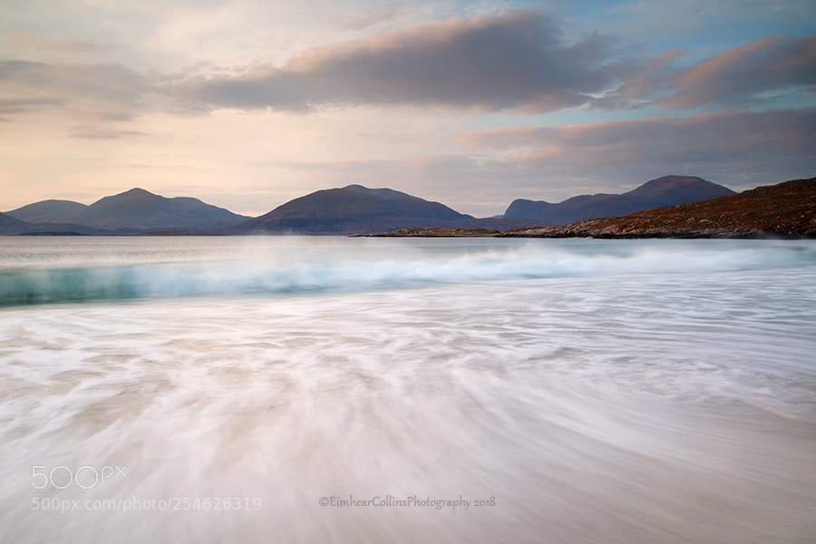 Canon EOS 5D Mark IV sample photo. Evening light at luskentyre photography