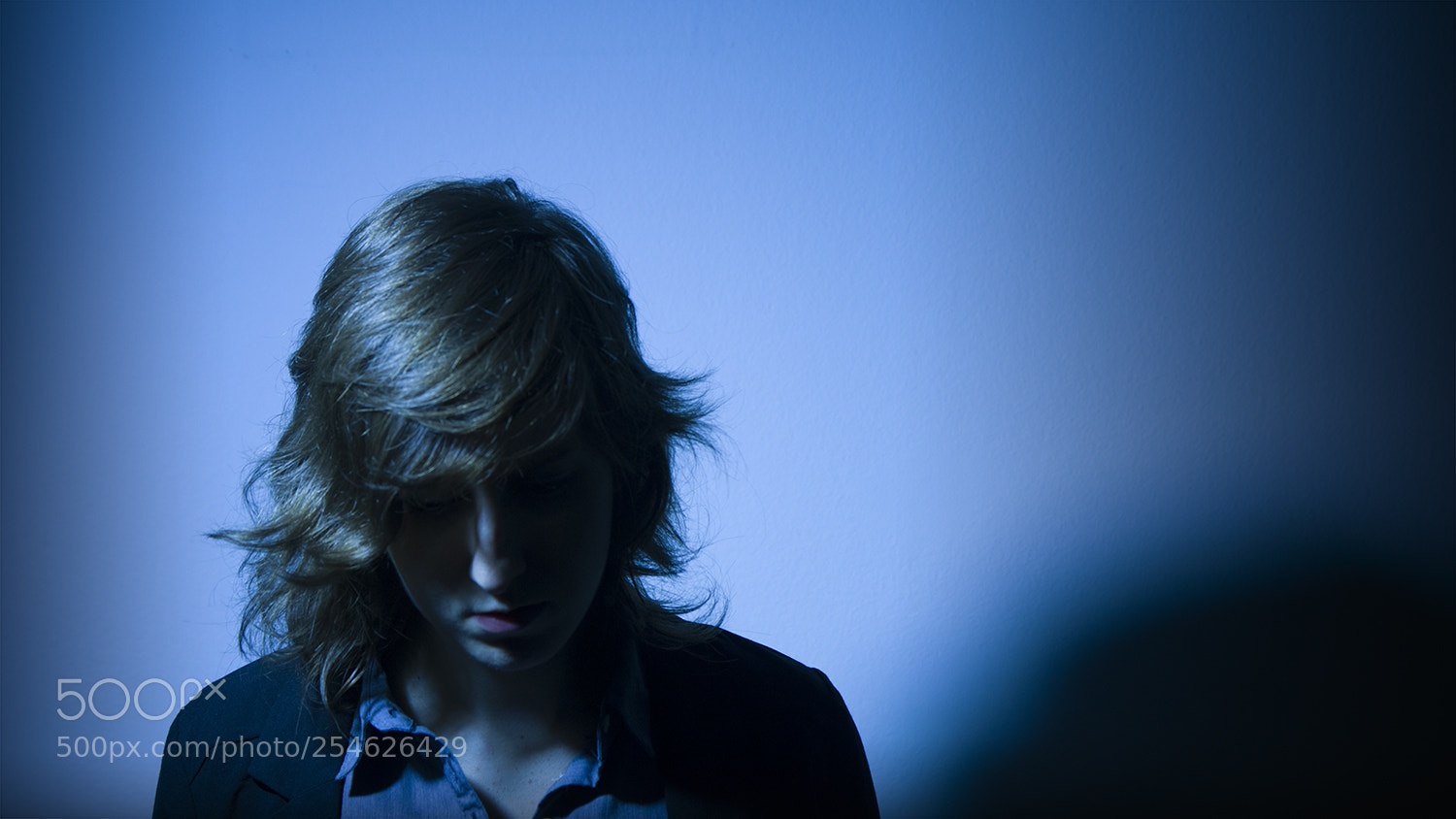 Canon EOS 70D sample photo. Blue-red photography