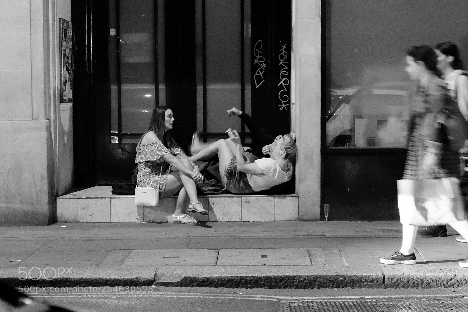 Fujifilm X-T10 sample photo. A night out in photography