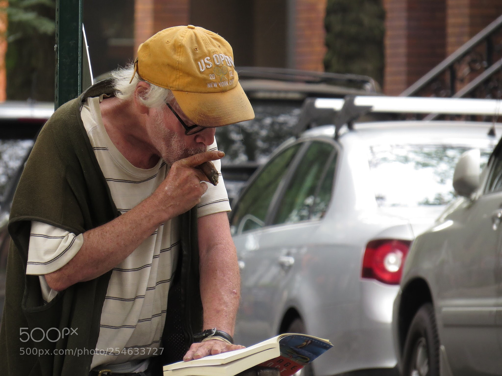 Canon PowerShot SX50 HS sample photo. Gentlemen with a cigar  photography