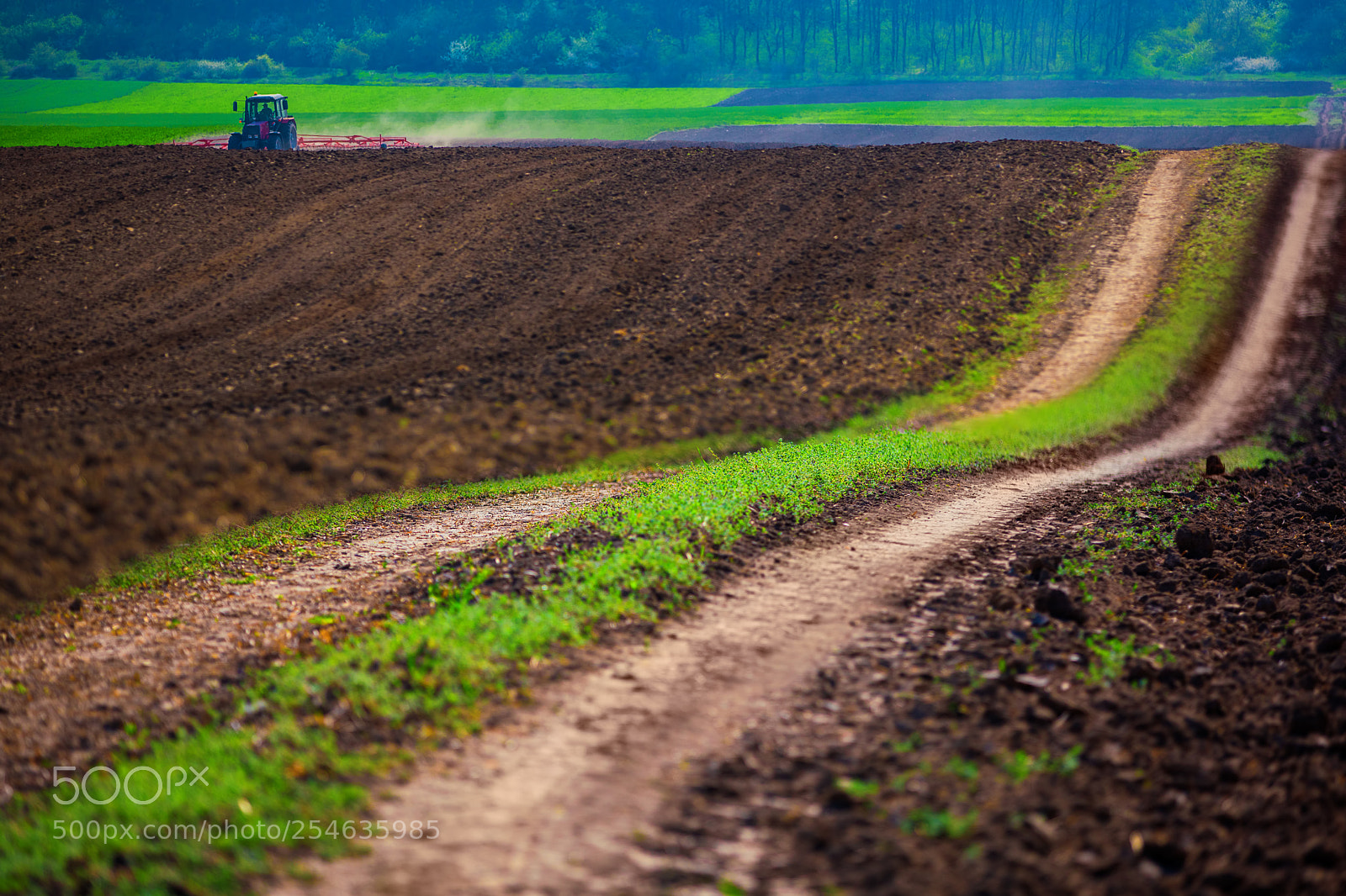 Canon EOS 5D Mark IV sample photo. Farmer with tractor seeding photography