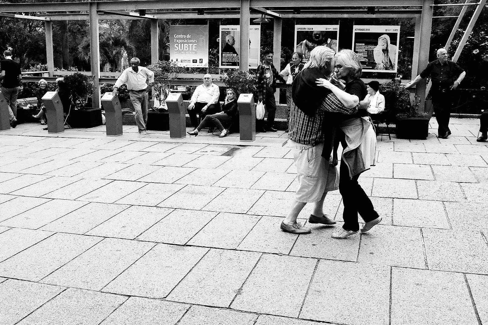 Fujifilm X100S sample photo. Tango... photography