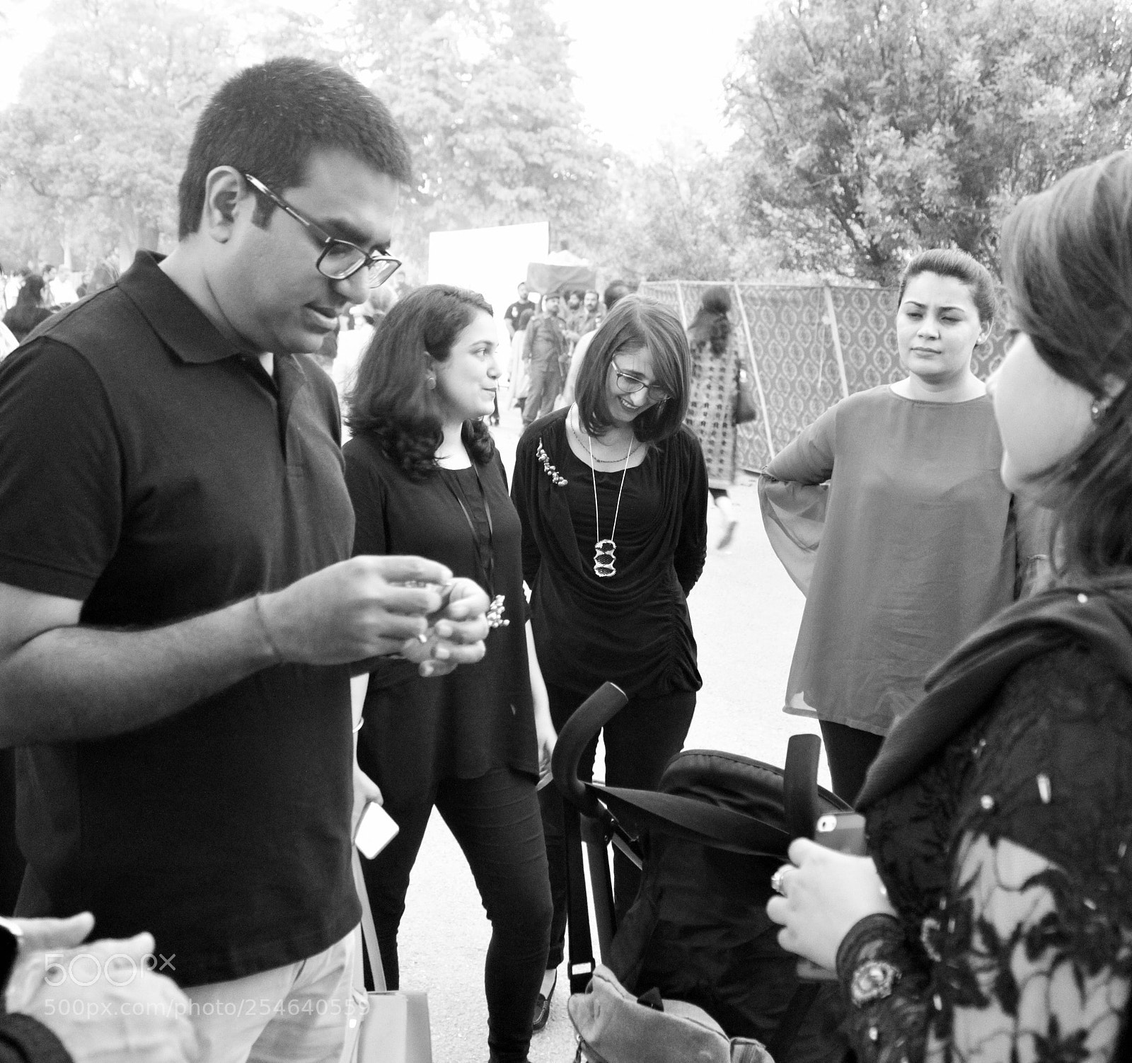 Canon EOS 500D (EOS Rebel T1i / EOS Kiss X3) sample photo. Pindropdin 4/4 @ lahore biennale photography