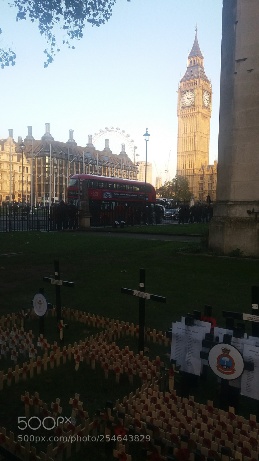 Samsung Galaxy J5 sample photo. Remembrance day - london photography
