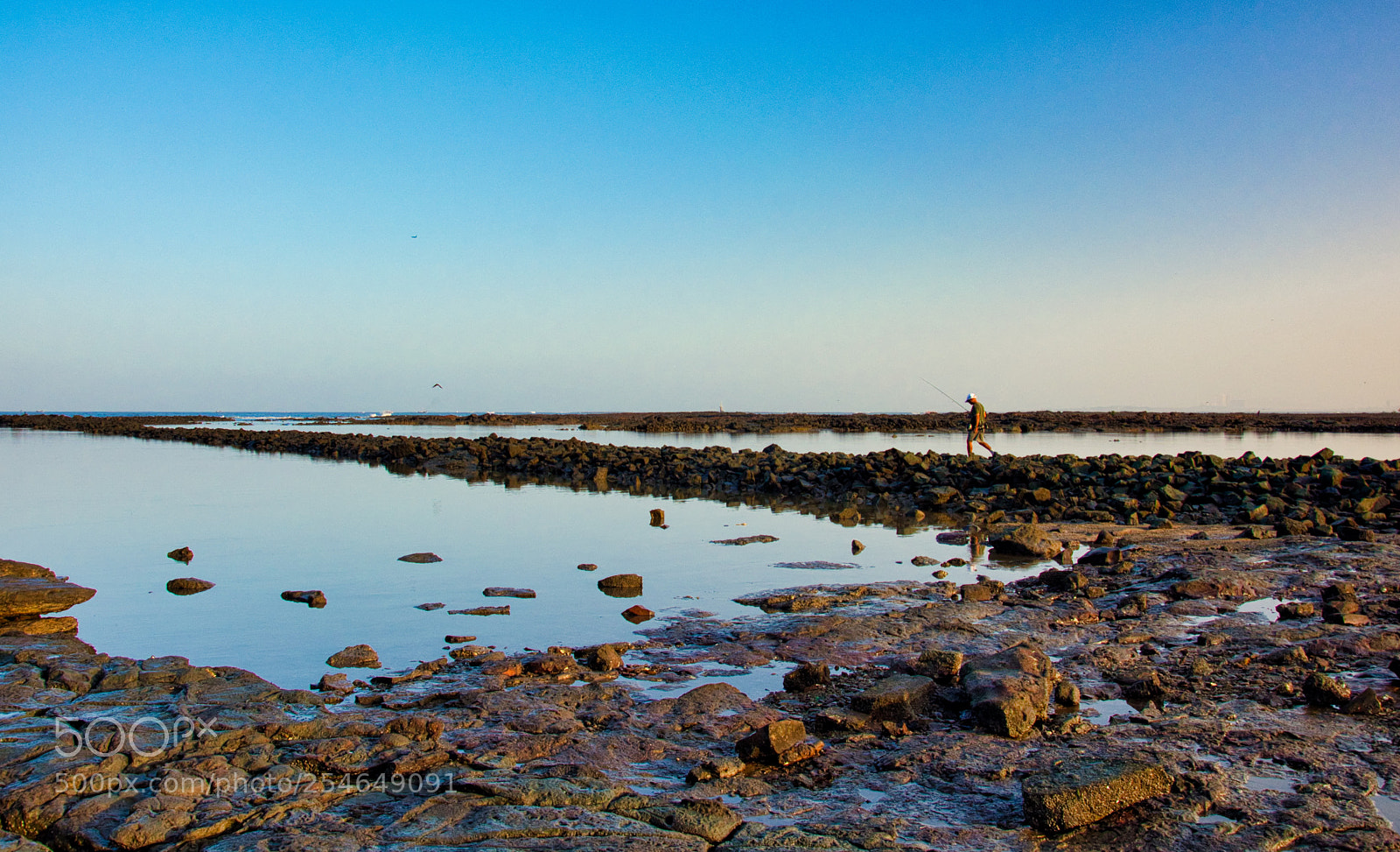 Nikon D5200 sample photo. On the edge photography